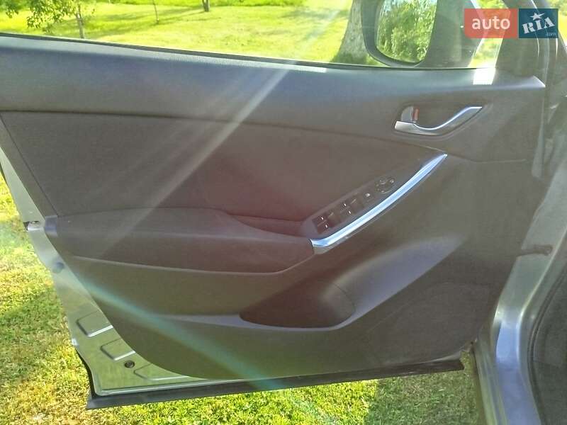 Внедорожник / Кроссовер Mazda CX-5 2012 в Долине