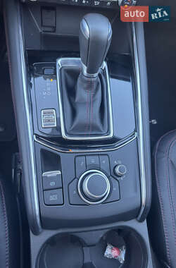 Внедорожник / Кроссовер Mazda CX-5 2023 в 