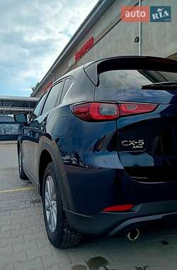 Позашляховик / Кросовер Mazda CX-5 2022 в 