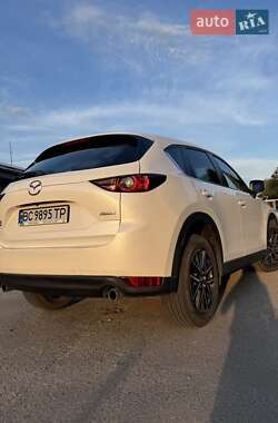 Внедорожник / Кроссовер Mazda CX-5 2018 в 