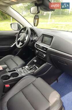 Позашляховик / Кросовер Mazda CX-5 2015 в 