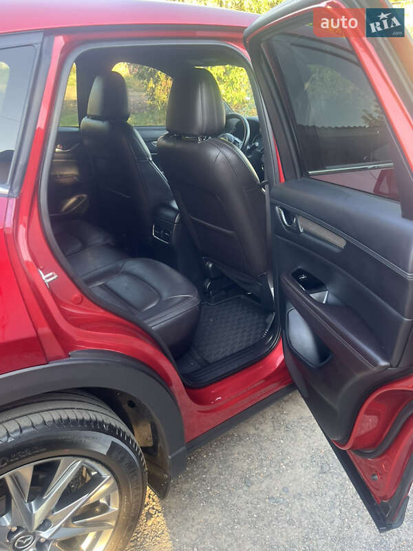 Внедорожник / Кроссовер Mazda CX-5 2019 в Лысянке
