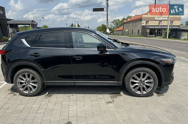 Внедорожник / Кроссовер Mazda CX-5 2018 в 