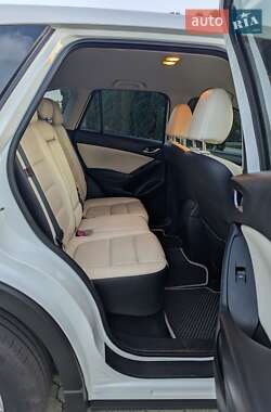 Внедорожник / Кроссовер Mazda CX-5 2015 в 