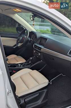 Внедорожник / Кроссовер Mazda CX-5 2015 в 