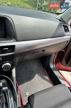 Внедорожник / Кроссовер Mazda CX-5 2015 в 