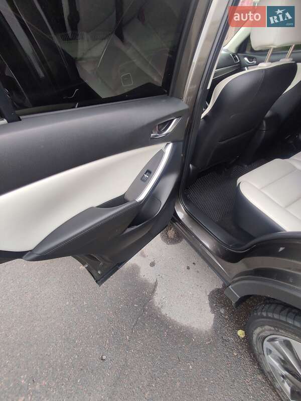 Внедорожник / Кроссовер Mazda CX-5 2016 в Житомире
