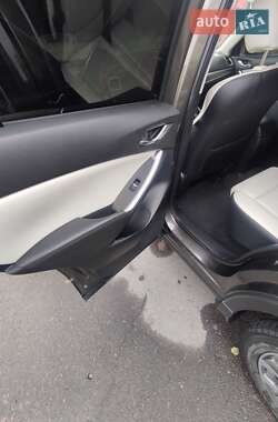 Внедорожник / Кроссовер Mazda CX-5 2016 в 