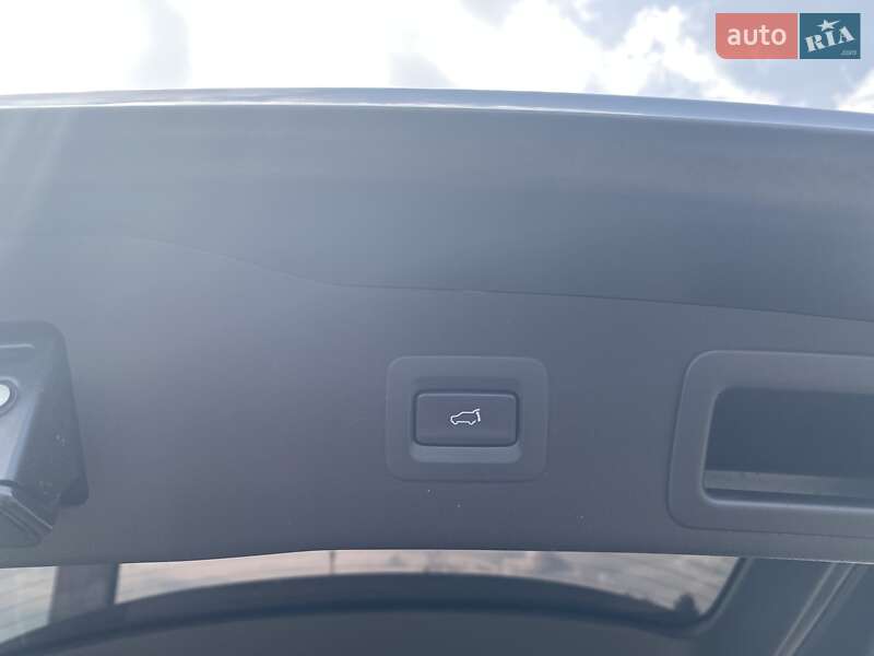 Позашляховик / Кросовер Mazda CX-5 2018 в Києві фото 18 Позашляховик / Кросовер Mazda CX-5 2018 в Києві