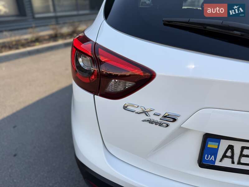 Позашляховик / Кросовер Mazda CX-5 2017 в Дніпрі
