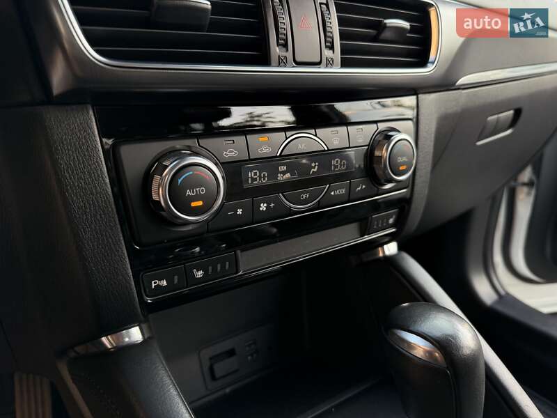 Позашляховик / Кросовер Mazda CX-5 2017 в Дніпрі