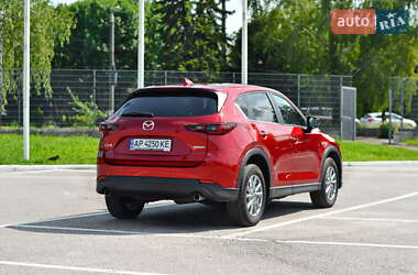 Внедорожник / Кроссовер Mazda CX-5 2024 в 