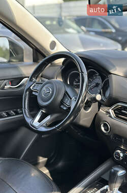 Внедорожник / Кроссовер Mazda CX-5 2017 в 