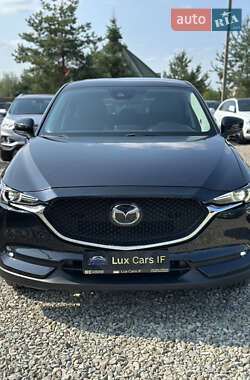 Внедорожник / Кроссовер Mazda CX-5 2017 в 