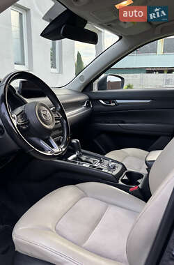 Внедорожник / Кроссовер Mazda CX-5 2018 в 