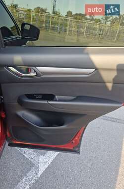 Внедорожник / Кроссовер Mazda CX-5 2017 в 
