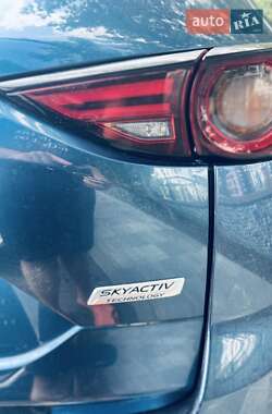 Внедорожник / Кроссовер Mazda CX-5 2018 в 