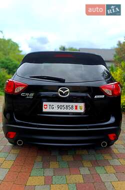 Внедорожник / Кроссовер Mazda CX-5 2014 в 