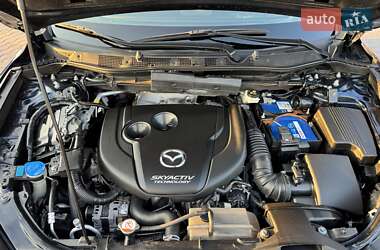 Внедорожник / Кроссовер Mazda CX-5 2015 в 