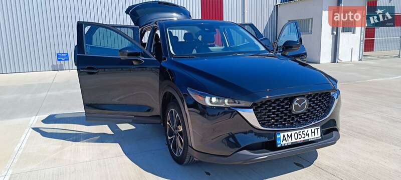 Внедорожник / Кроссовер Mazda CX-5 2022 в Бердичеве