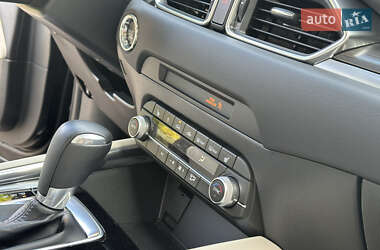Внедорожник / Кроссовер Mazda CX-5 2023 в 