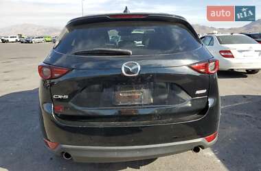 Внедорожник / Кроссовер Mazda CX-5 2018 в 
