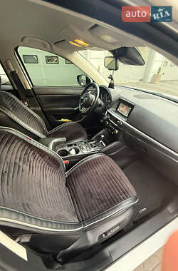 Внедорожник / Кроссовер Mazda CX-5 2015 в 