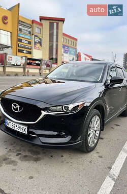 Внедорожник / Кроссовер Mazda CX-5 2017 в 