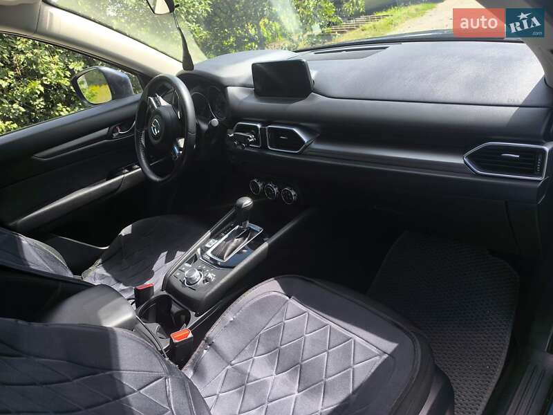 Позашляховик / Кросовер Mazda CX-5 2018 в Києві фото 4 Позашляховик / Кросовер Mazda CX-5 2018 в Києві