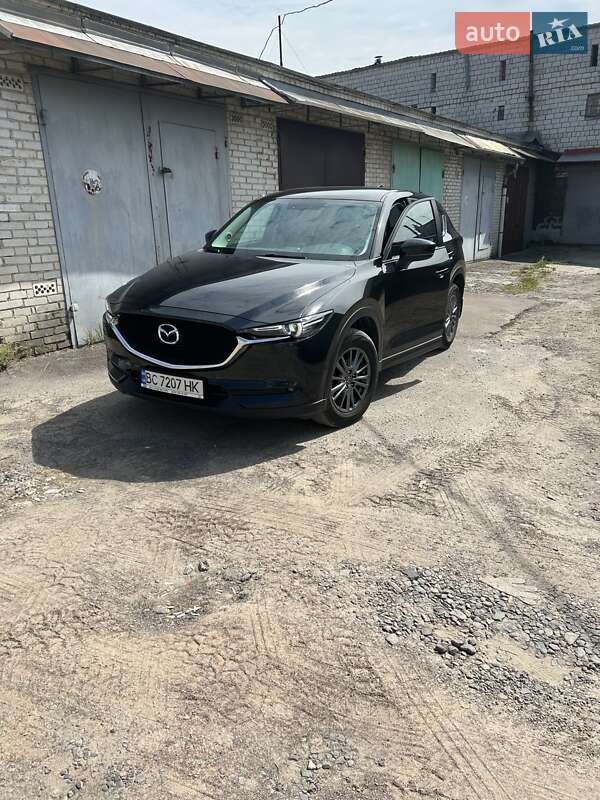 Внедорожник / Кроссовер Mazda CX-5 2018 в 