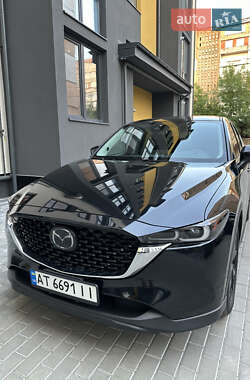 Позашляховик / Кросовер Mazda CX-5 2022 в 