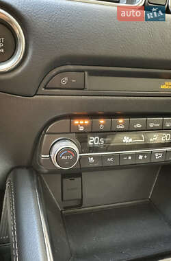 Позашляховик / Кросовер Mazda CX-5 2022 в 