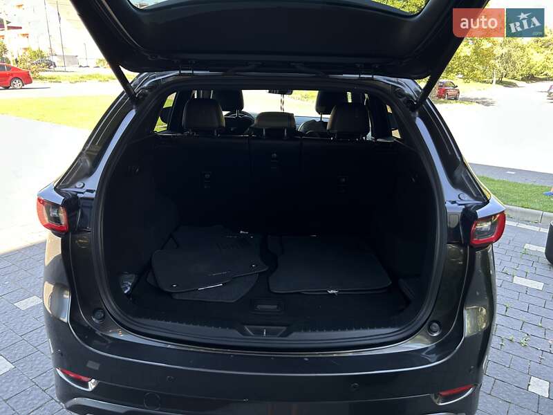 Внедорожник / Кроссовер Mazda CX-5 2023 в Ужгороде