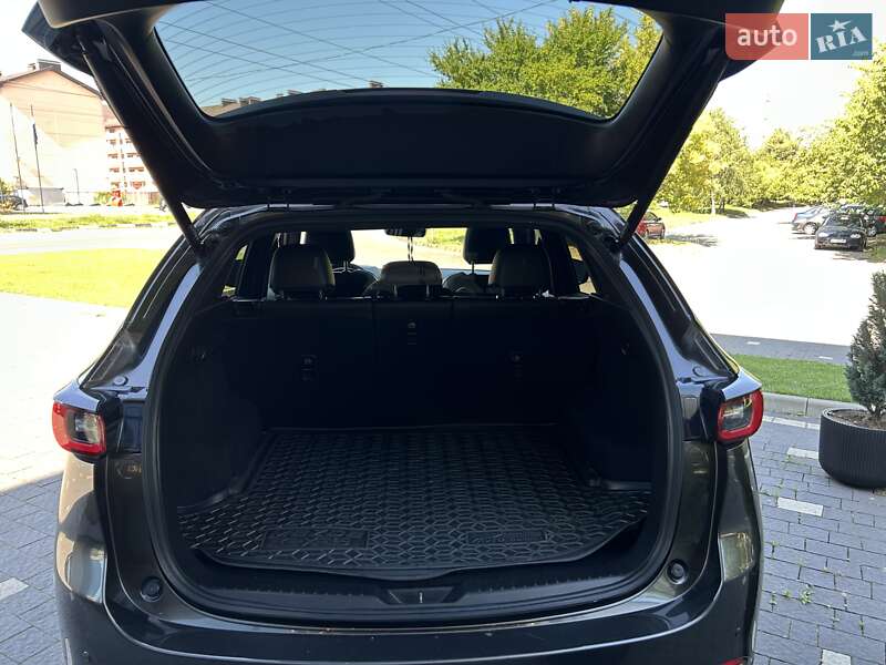Внедорожник / Кроссовер Mazda CX-5 2023 в Ужгороде