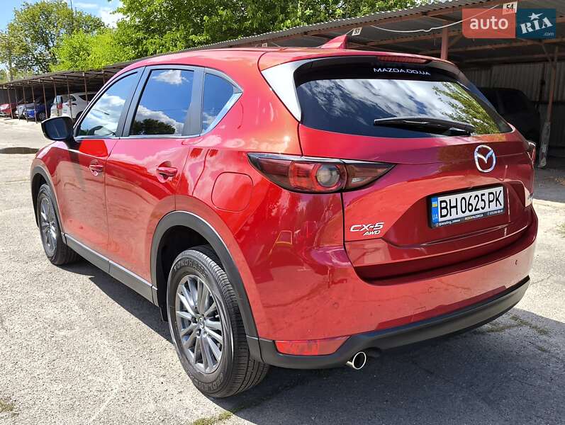 Внедорожник / Кроссовер Mazda CX-5 2017 в Киеве