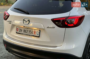 Внедорожник / Кроссовер Mazda CX-5 2015 в 