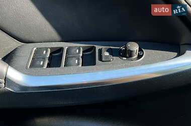 Внедорожник / Кроссовер Mazda CX-5 2013 в 