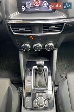 Внедорожник / Кроссовер Mazda CX-5 2015 в 