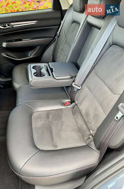 Внедорожник / Кроссовер Mazda CX-5 2023 в 