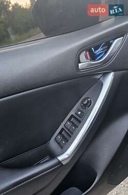 Внедорожник / Кроссовер Mazda CX-5 2013 в 