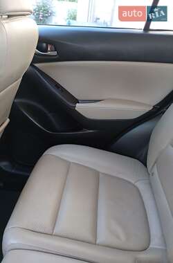 Внедорожник / Кроссовер Mazda CX-5 2012 в 