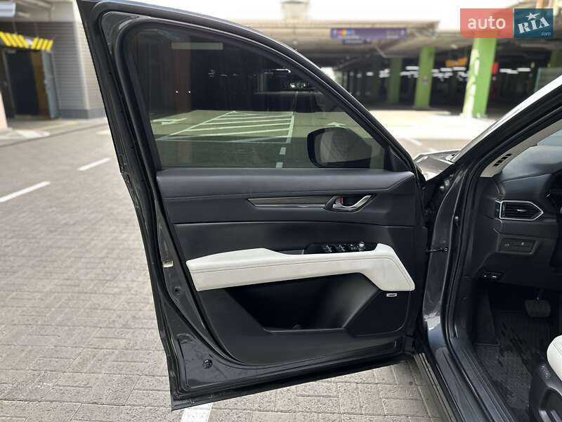 Внедорожник / Кроссовер Mazda CX-5 2022 в Киеве