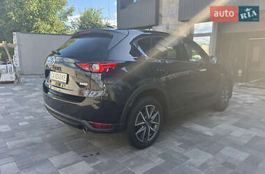 Внедорожник / Кроссовер Mazda CX-5 2017 в 