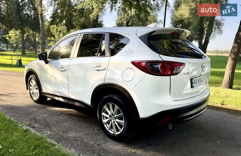 Внедорожник / Кроссовер Mazda CX-5 2015 в Киеве
