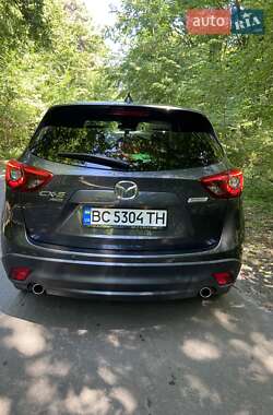 Позашляховик / Кросовер Mazda CX-5 2016 в 
