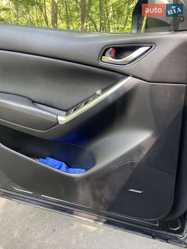 Внедорожник / Кроссовер Mazda CX-5 2016 в Новояворовске
