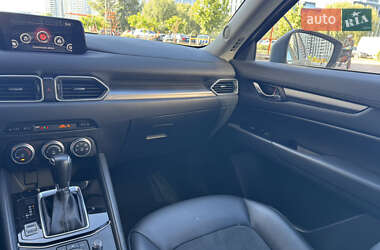 Внедорожник / Кроссовер Mazda CX-5 2018 в 