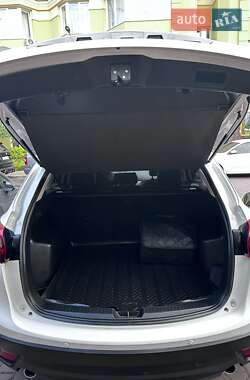 Внедорожник / Кроссовер Mazda CX-5 2015 в 