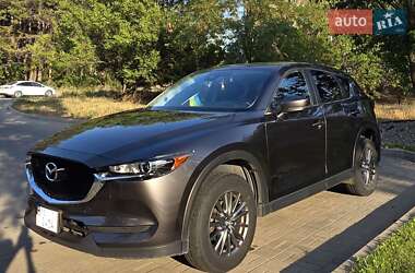Внедорожник / Кроссовер Mazda CX-5 2017 в 