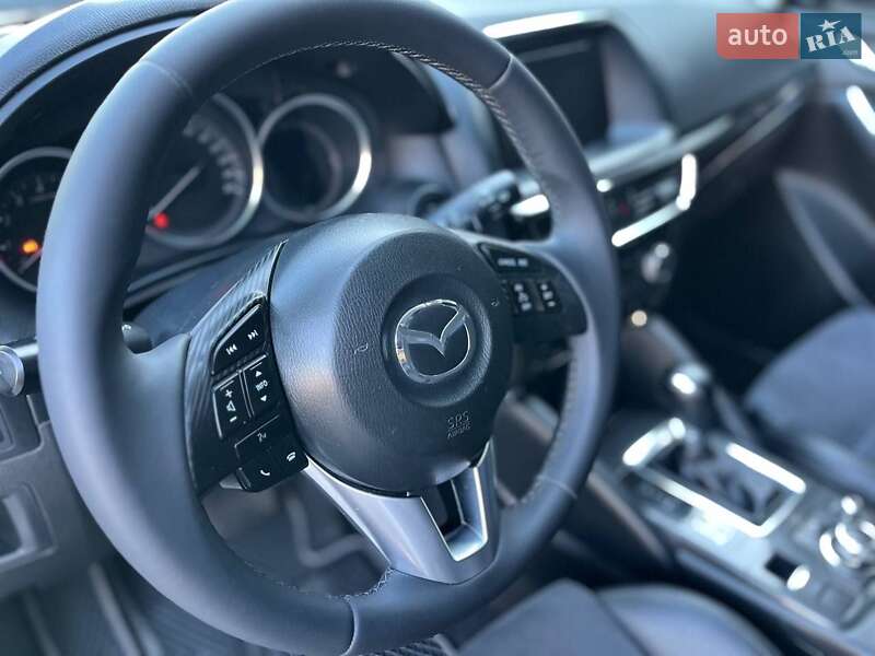 Внедорожник / Кроссовер Mazda CX-5 2015 в Казатине